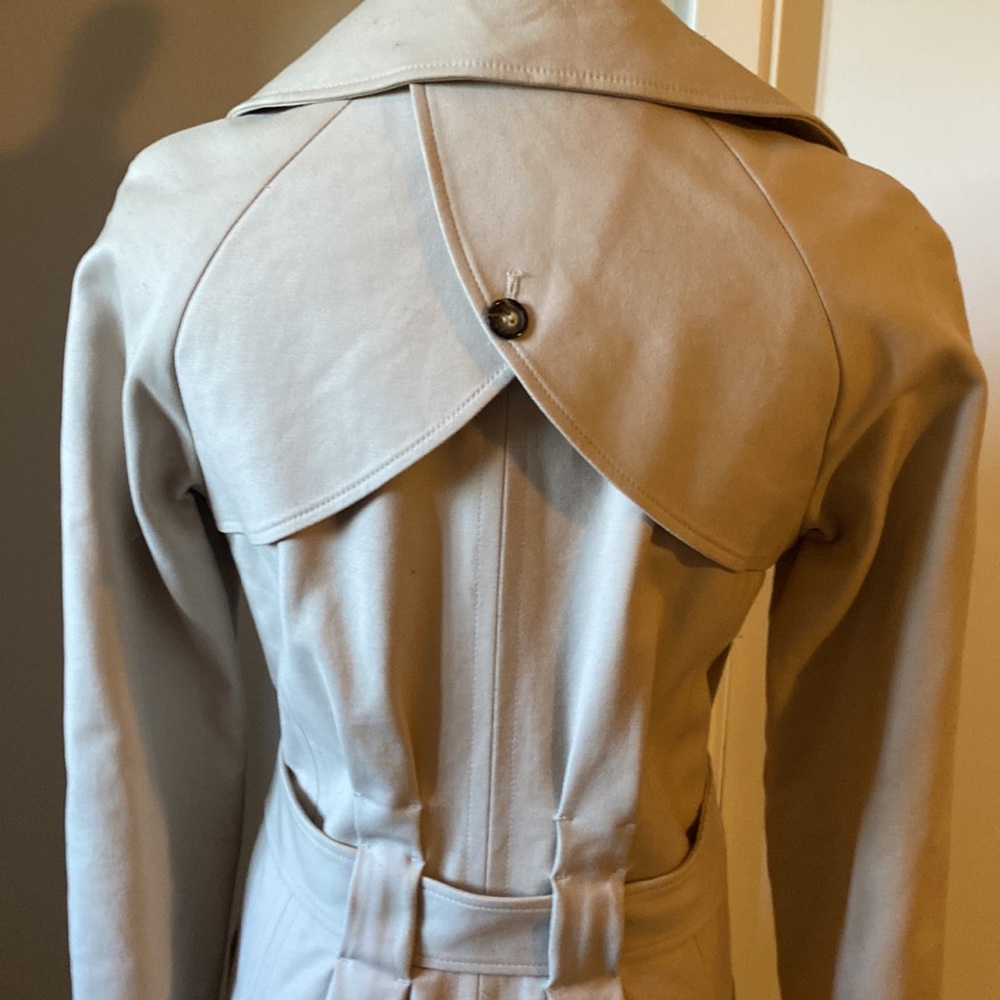 Reiss classic beige trench coat size small - Picture 3 of 5